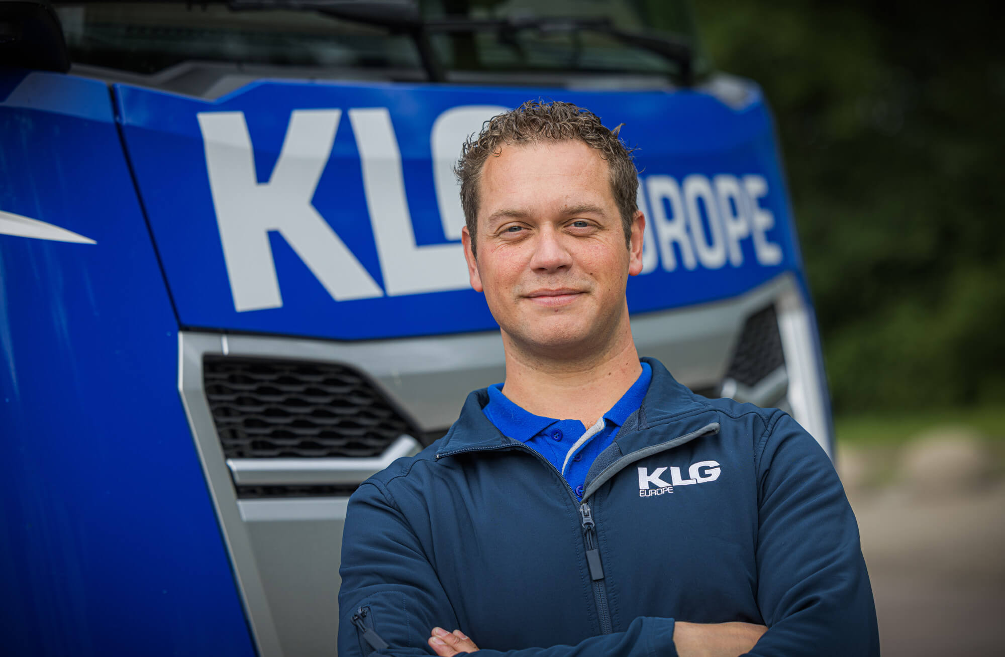 KLG190526-2709
